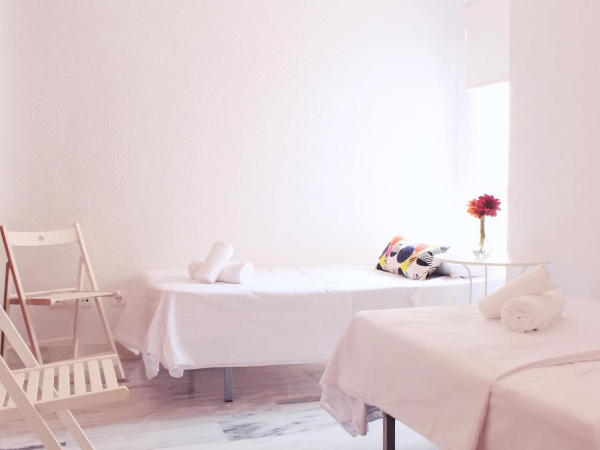 Fabuloso Apartamento Junto Al Soho Con Parking Privado Malaga Luaran gambar