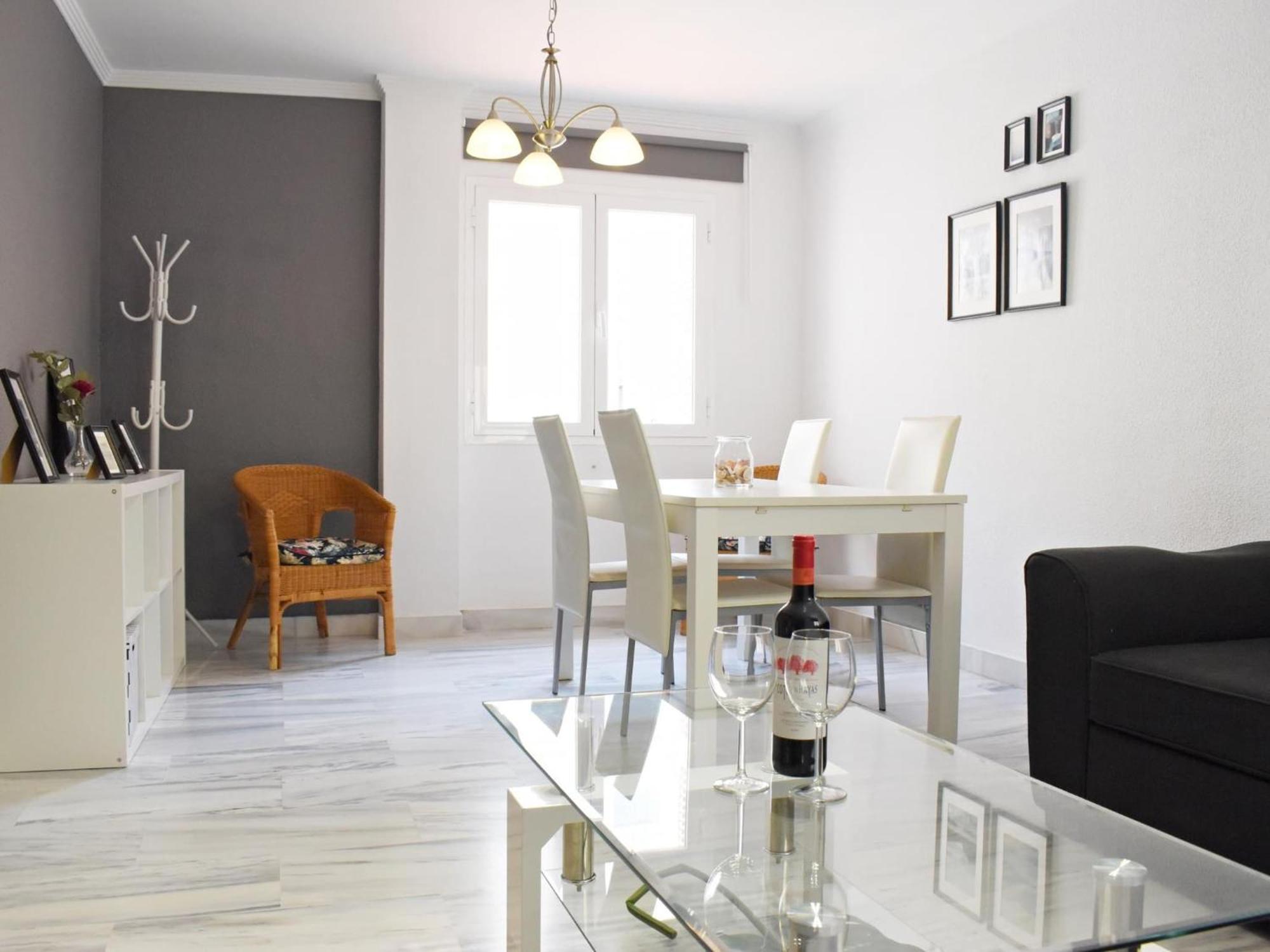 Fabuloso Apartamento Junto Al Soho Con Parking Privado Malaga Luaran gambar