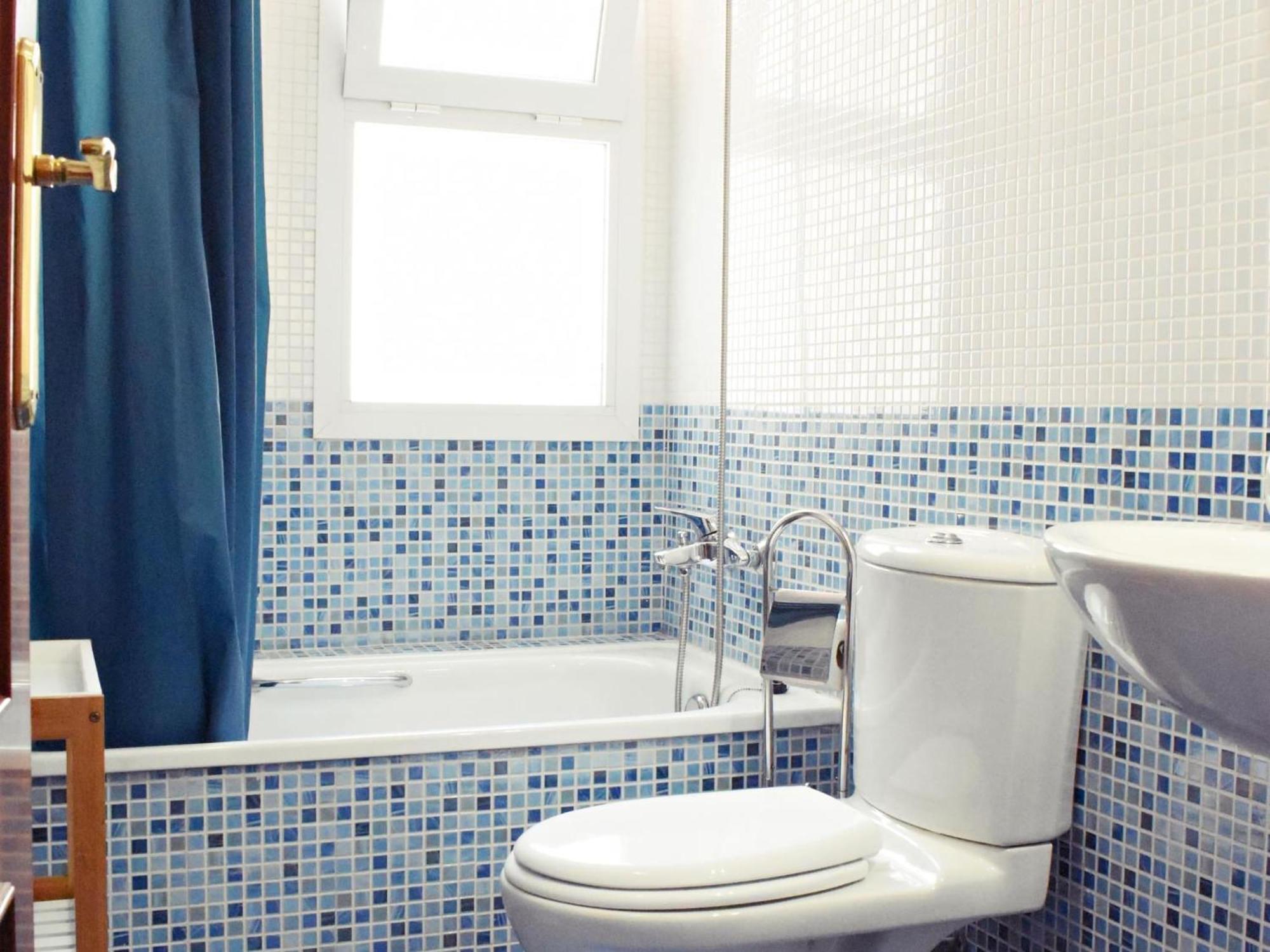Fabuloso Apartamento Junto Al Soho Con Parking Privado Malaga Luaran gambar